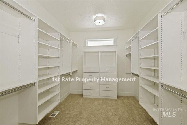 Building Photo - 3280 S Ruffian Ln