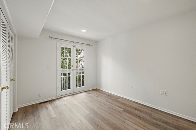 Building Photo - 665 Temple Hills Dr