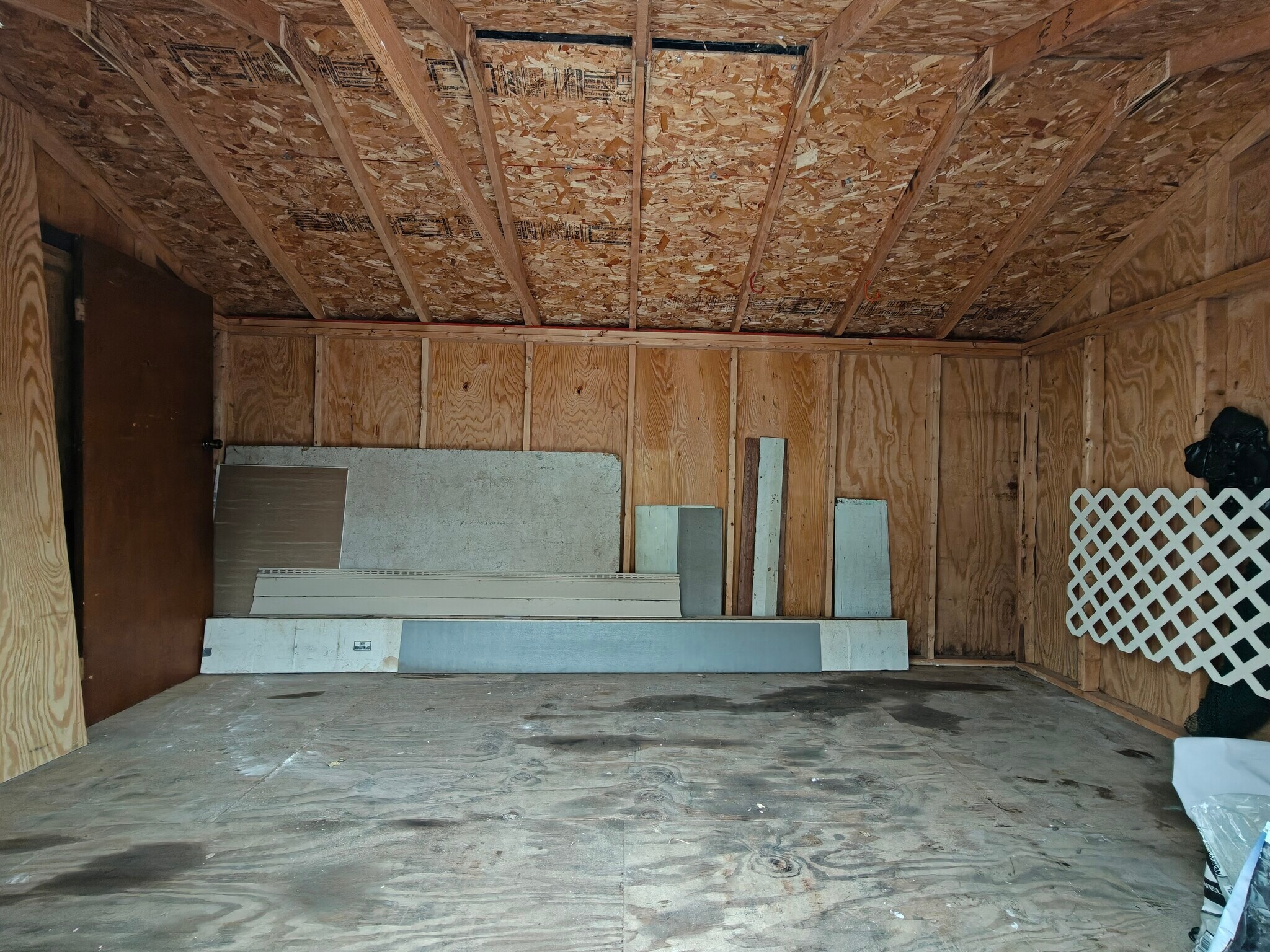 SHEDb - 1011 E Grand Ave