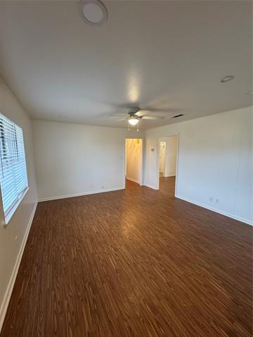 Building Photo - 292 W Van Alstyne Pkwy