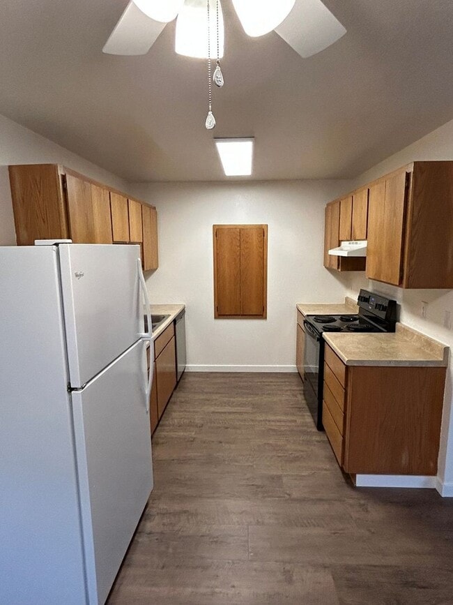 Building Photo - ScreenFirstStrike