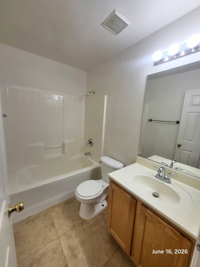 Building Photo - 4523 Sparwood Dr