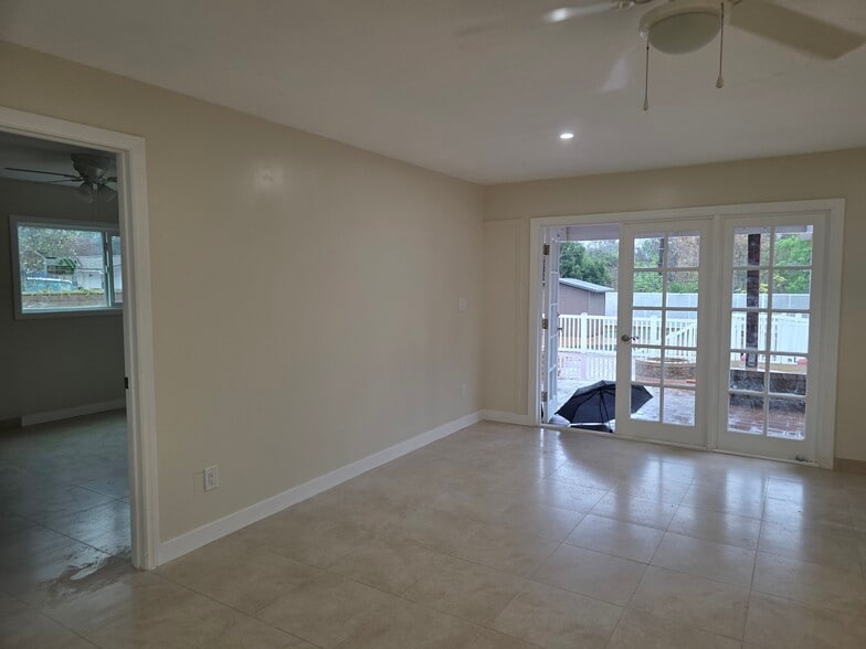 Building Photo - 820 Rodeo Rd