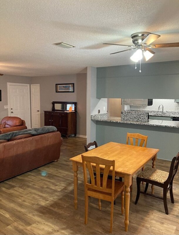 Building Photo - 111 Glynn Marsh Cir