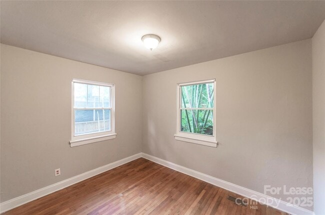 Building Photo - 2730 Holt St