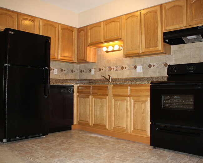 Optional Renovated Kitchens - Crown Ridge Apartments