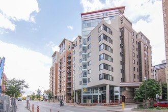 Building Photo - LaVille