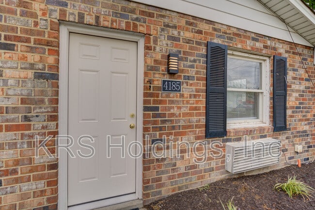 Building Photo - 4155 Richmond Hwy N