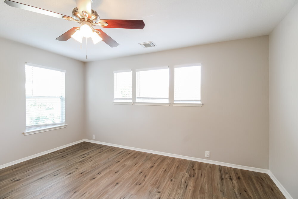 Building Photo - 2715 Feather Green Trail