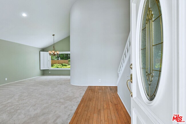 Building Photo - 2649 Rikkard Dr