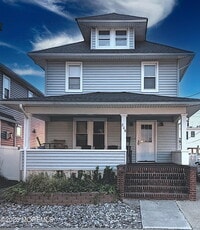 Building Photo - 208 14th Ave