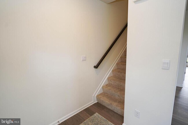 Building Photo - 1624 Severn St