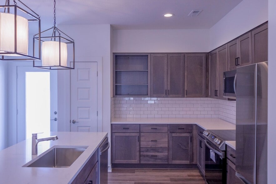 Building Photo - 19616 W 199th Terrace