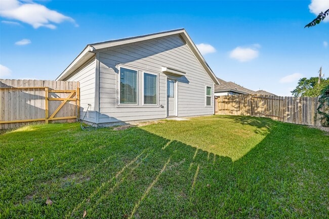 Building Photo - 228 Laura Leigh Ln