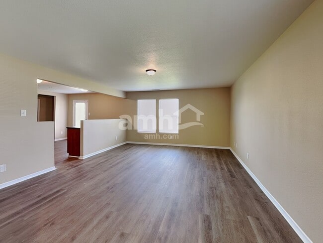 Building Photo - 3287 Underwood Dr