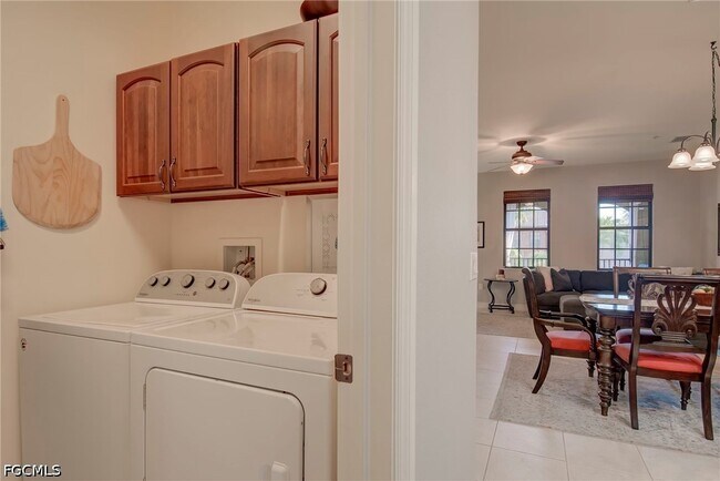 Building Photo - 11924 Tulio Way