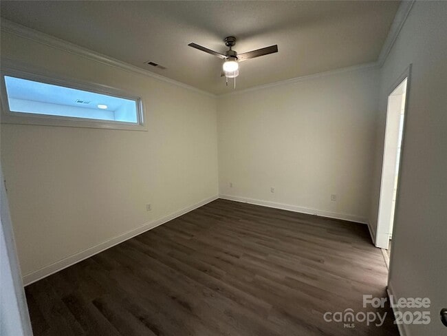 Building Photo - 6277 Alyssum Pl