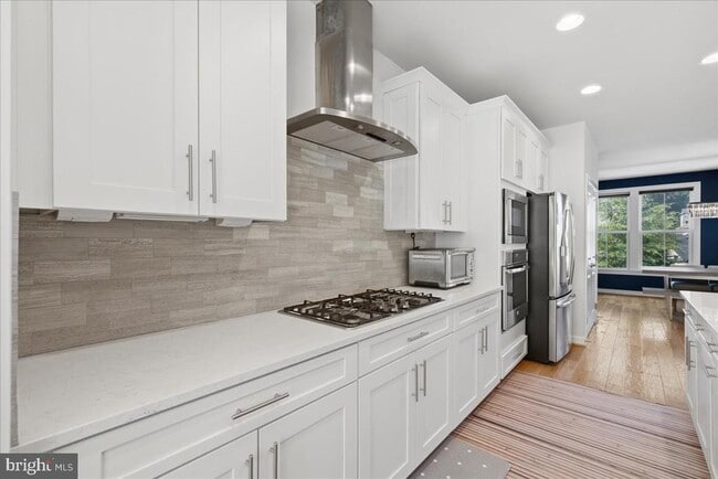 Building Photo - 9228 Wood Violet Ct