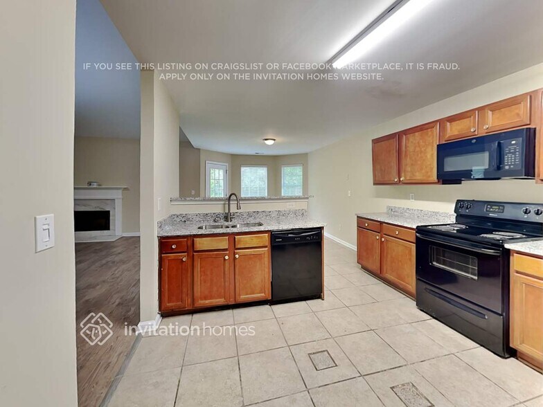 Building Photo - 9782 Sinclair Ln