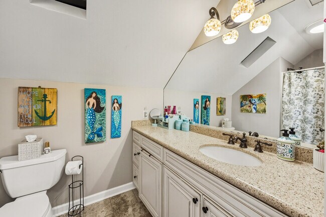 Building Photo - 601 Hazard St