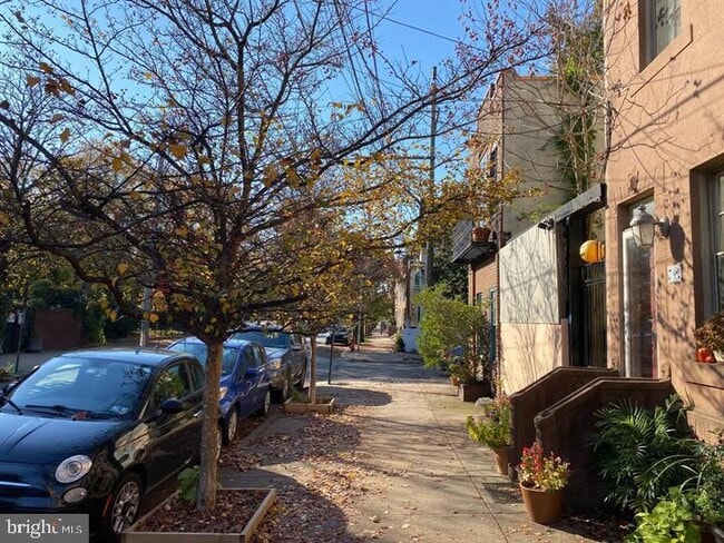 Building Photo - 790 S Front St