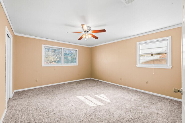 Building Photo - 3423 56th St