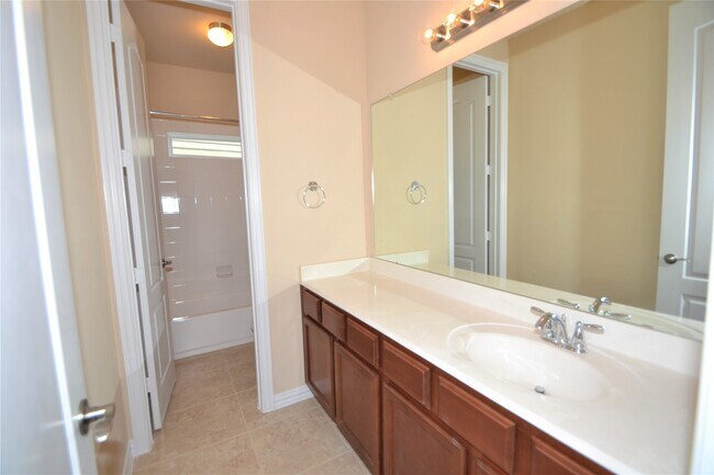 Building Photo - 7026 Belle Meadow Ln