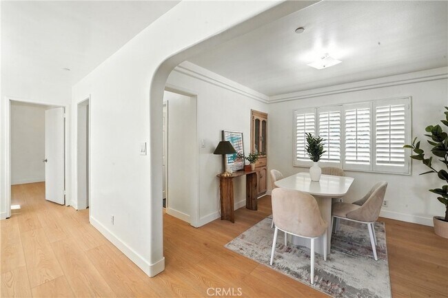 Building Photo - 5841 Arroyo Dr