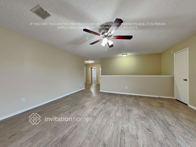 Building Photo - 1542 Melrose Ln