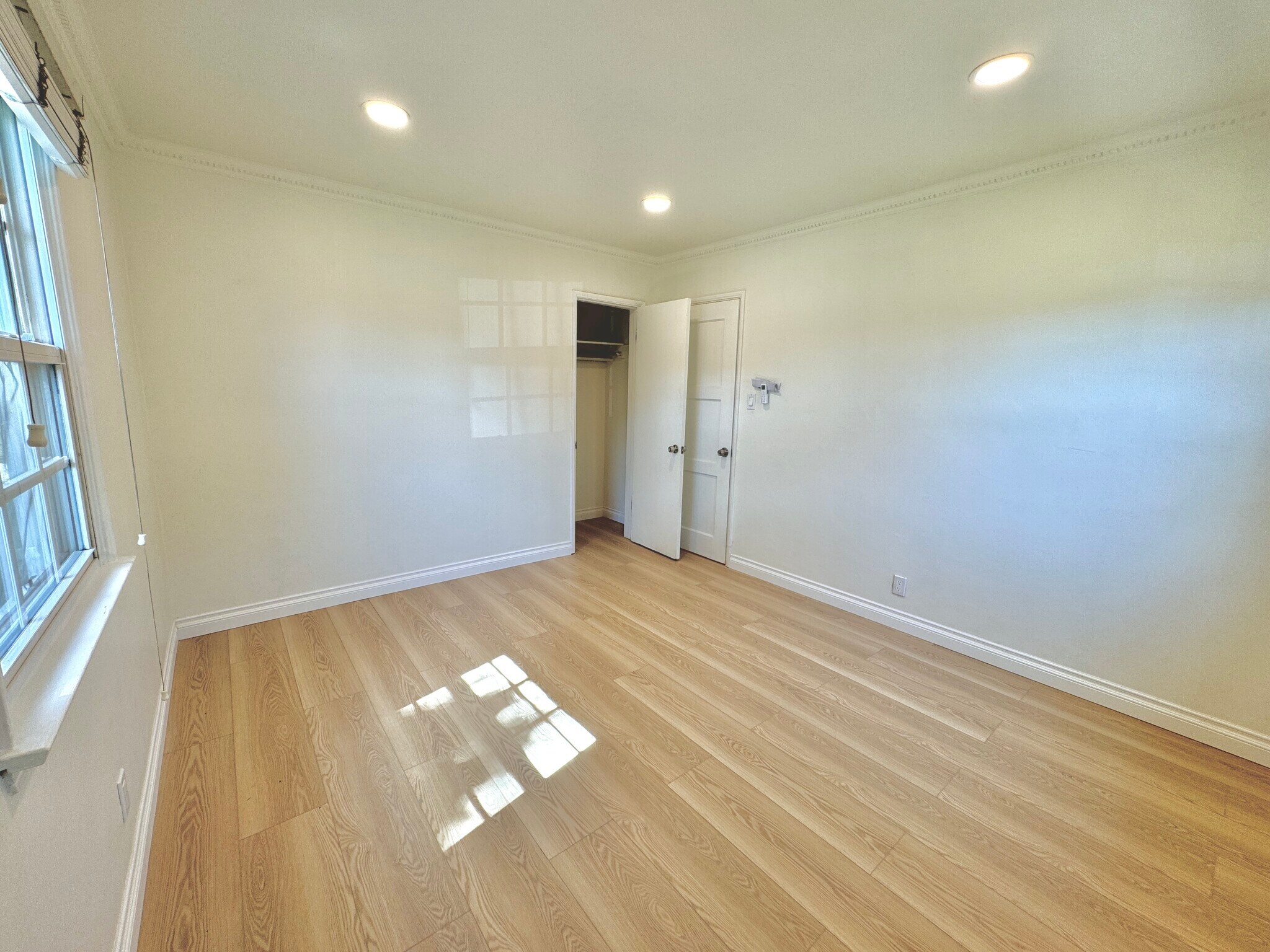 closet - 11720 Utah Ave