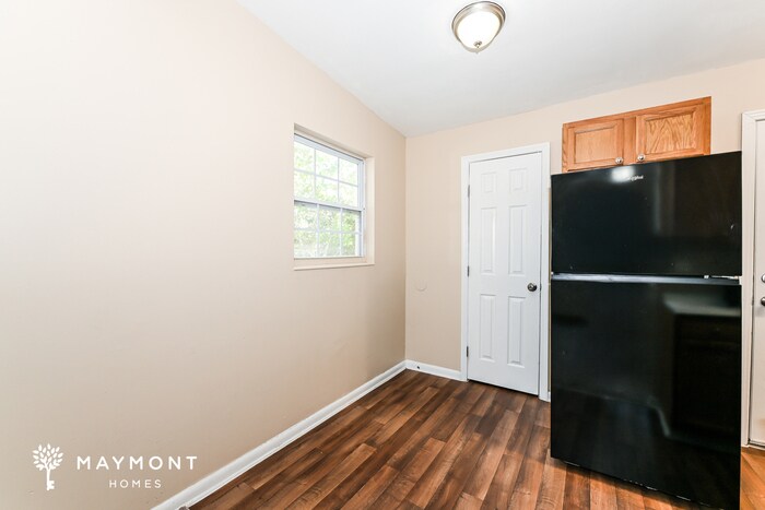 Building Photo - 4932 Tallyho Ave