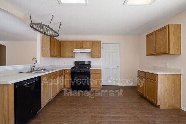 Building Photo - 17131 Dashwood Creek Dr