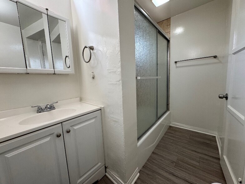 Building Photo - 225 Camino Real