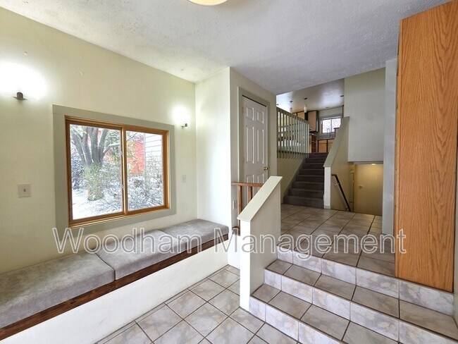 Building Photo - 321 N 22nd Ave