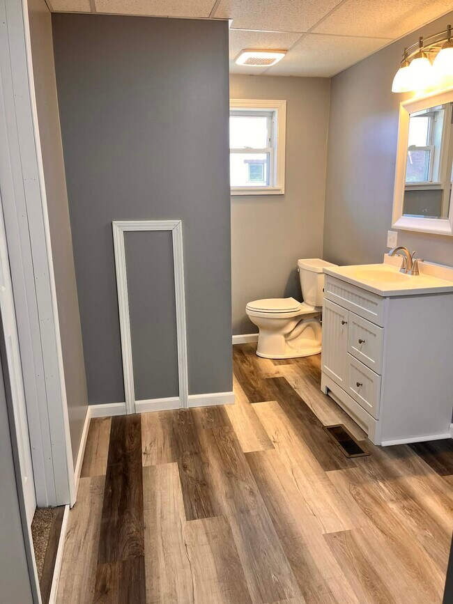 Building Photo - Newcomerstown Quad