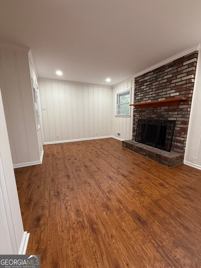 Building Photo - 3085 Stantondale Dr