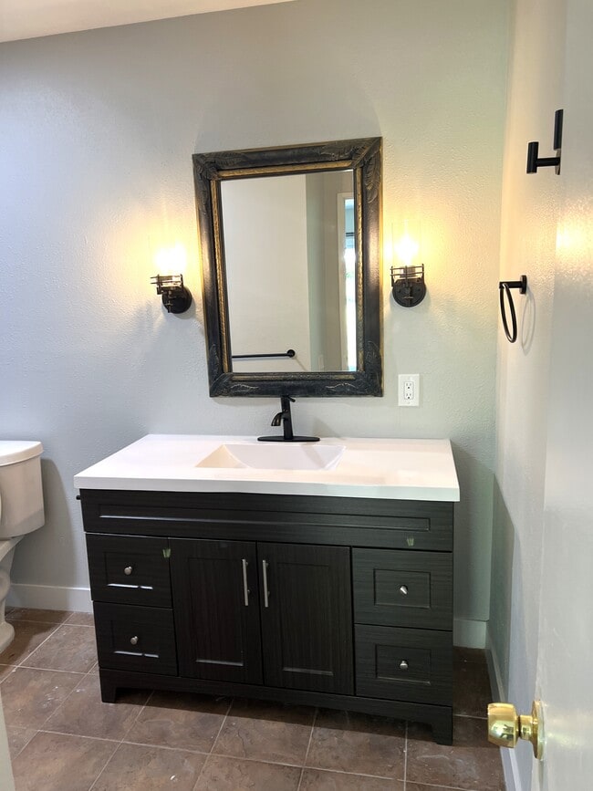 Building Photo - 23322 Caminito Andreta