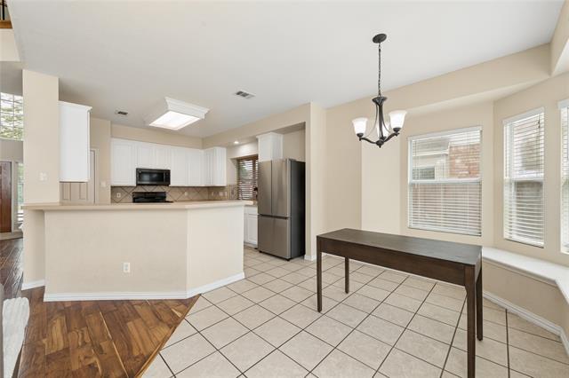 Building Photo - 5909 Vineyard Ln