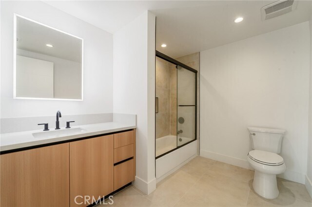 Building Photo - 7510 Sepulveda Blvd