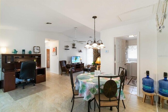 Building Photo - 18606 Briggs Cir