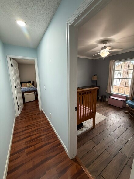 Building Photo - 7 W Morningside Dr