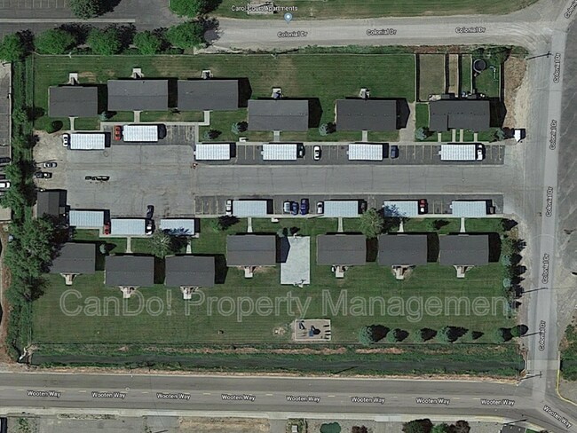 Building Photo - 210 Carol Dr