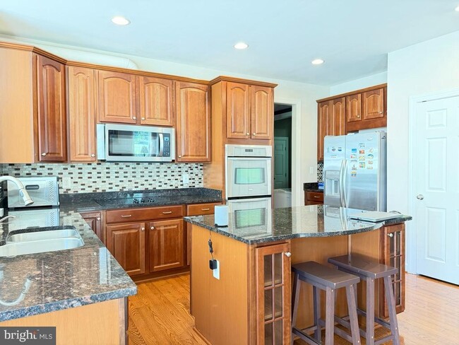 Building Photo - 9804 Anvil Ct