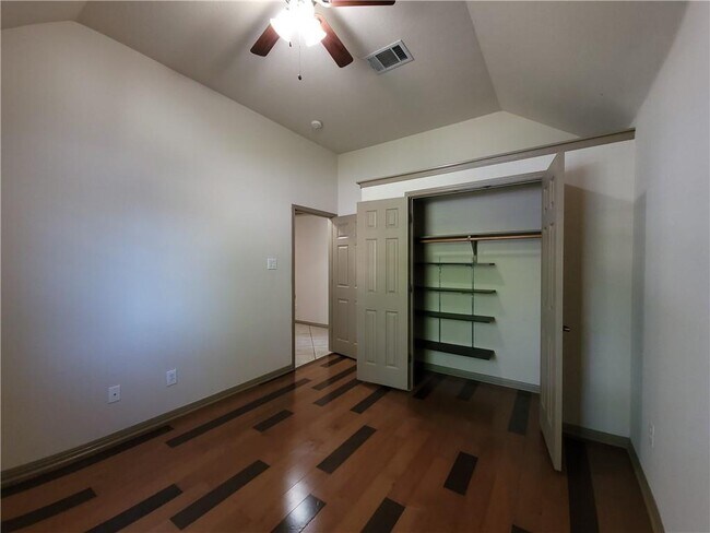 Building Photo - 10028 Lisi Anne Dr