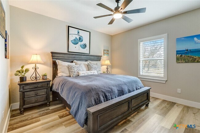 Building Photo - 281 Cibolo Way