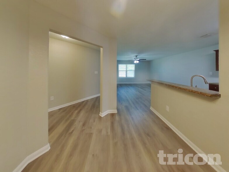 Building Photo - 11651 Luckey Vista