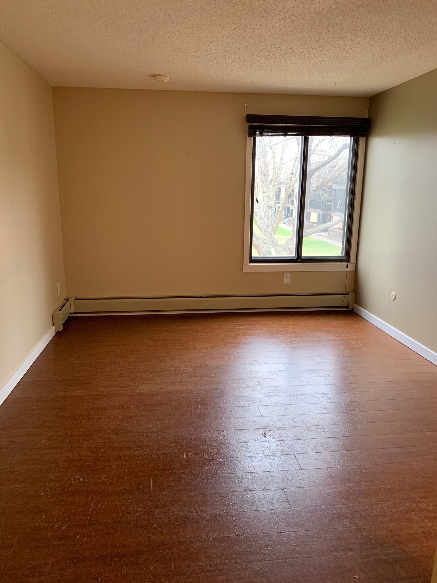 Building Photo - 3431 Kent St