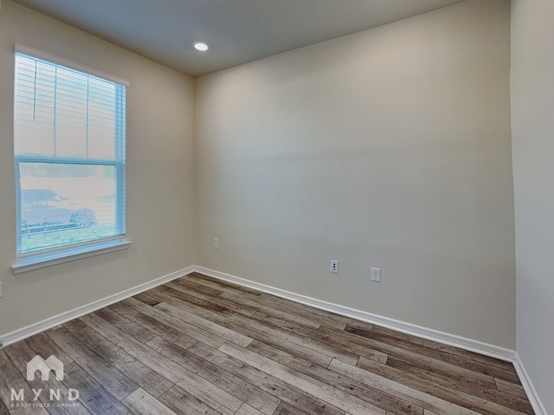 Building Photo - 14342 Orchid Is Dr