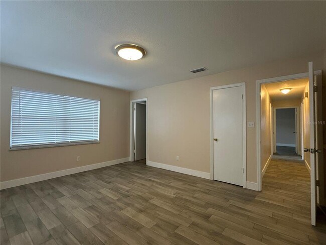 Building Photo - 5508 Turkey Lake Rd