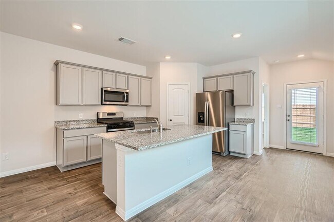 Building Photo - 117 Alamo Vine Ct